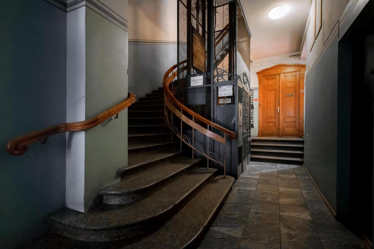 Brivibas House Design Apartments In City Center Рига Экстерьер фото