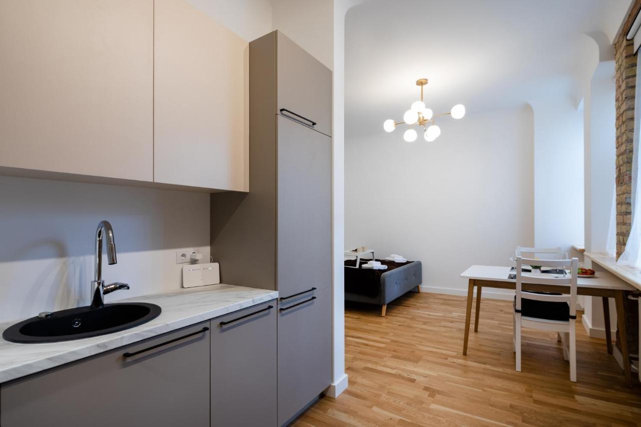 Brivibas House Design Apartments In City Center Рига Экстерьер фото
