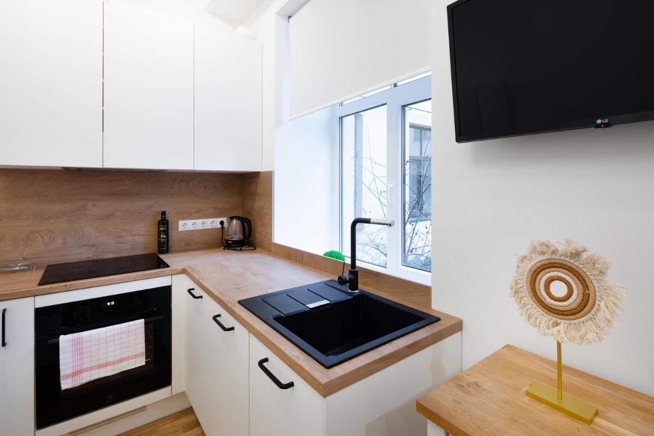 Brivibas House Design Apartments In City Center Рига Экстерьер фото