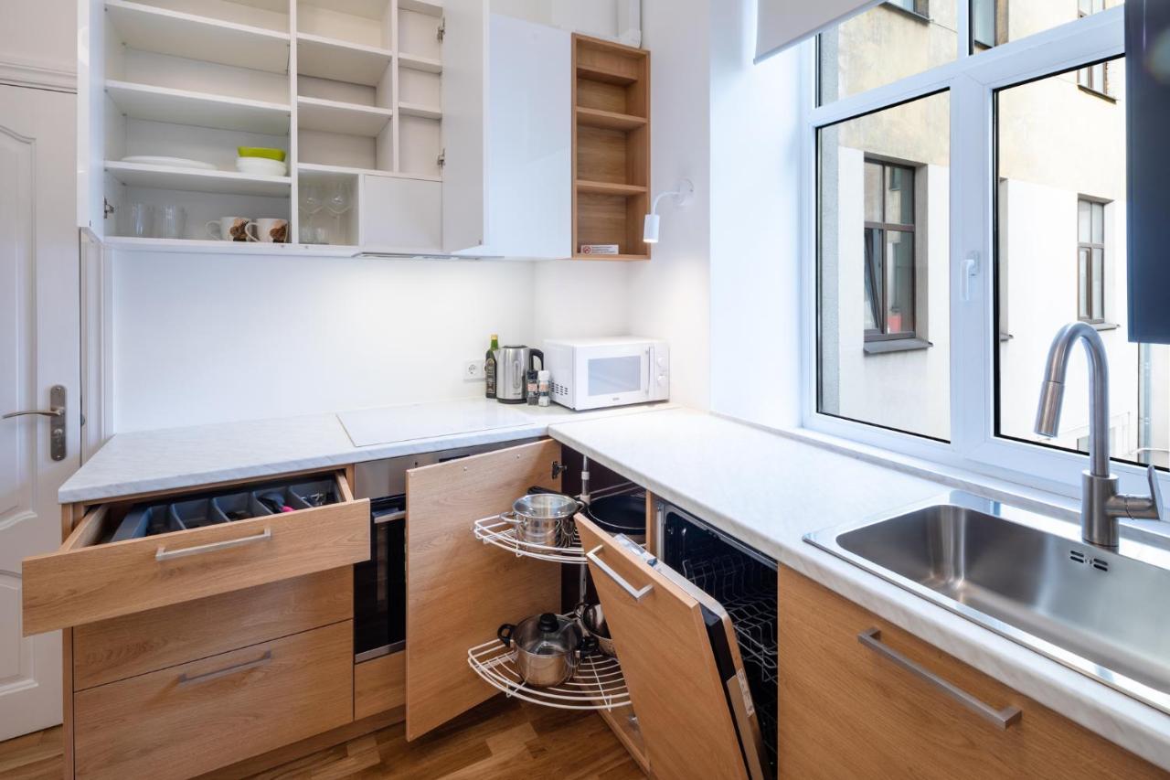 Brivibas House Design Apartments In City Center Рига Экстерьер фото