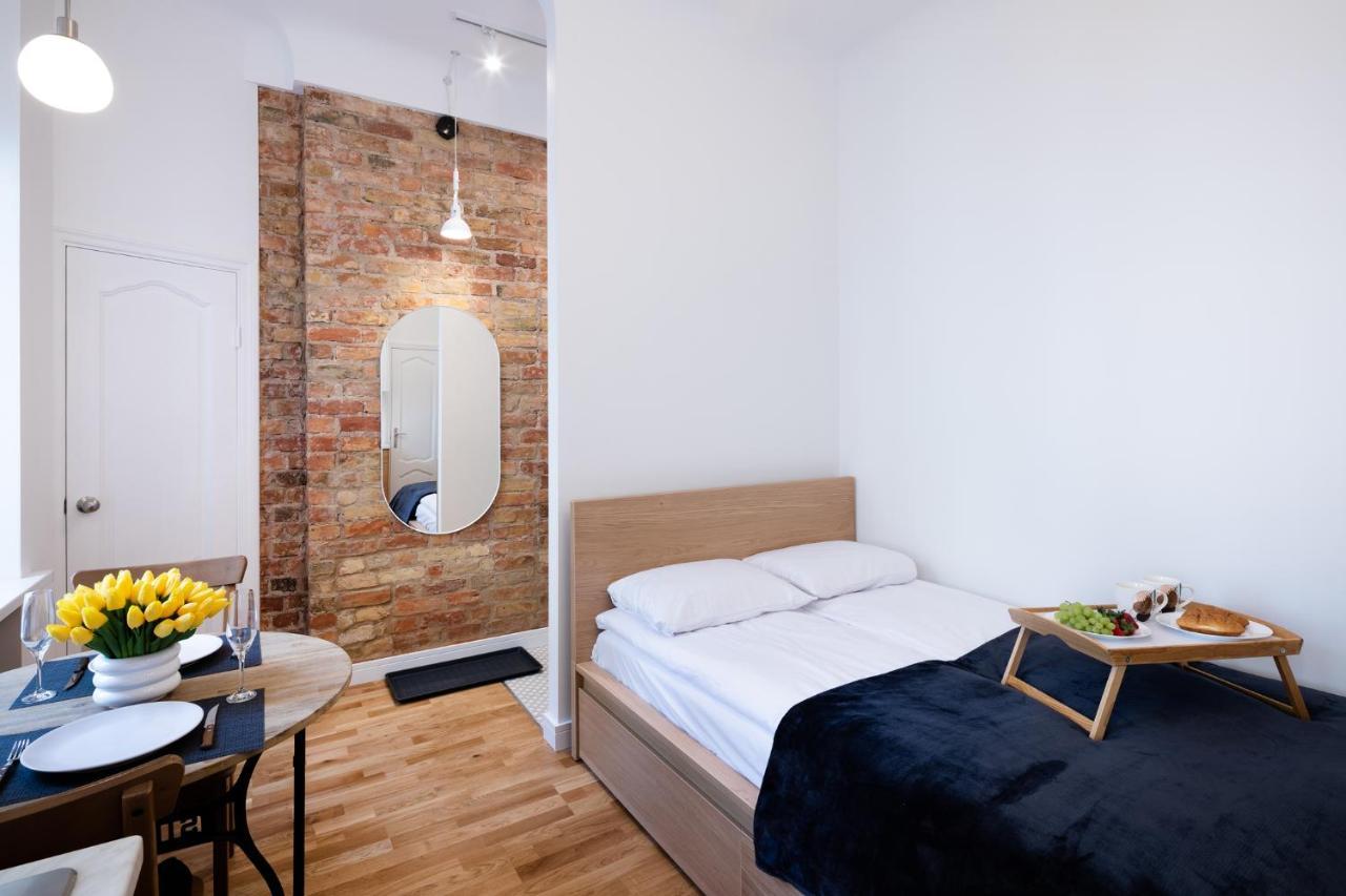 Brivibas House Design Apartments In City Center Рига Экстерьер фото